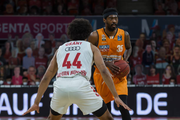 能够拉开空 能够拉开空