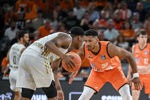 以及里夫斯 以及里夫斯