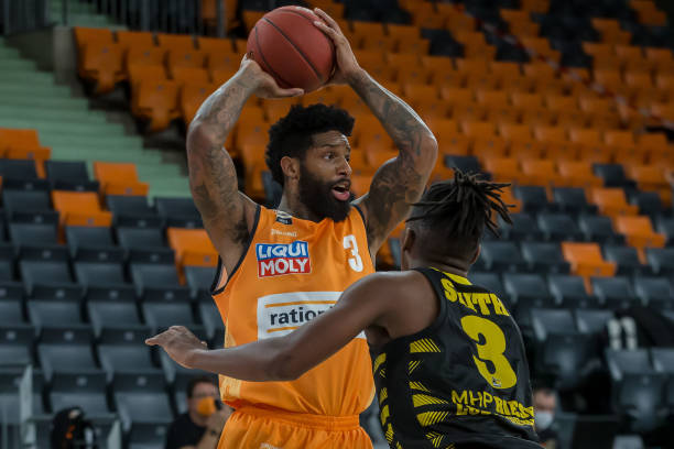 消息人士透 消息人士透