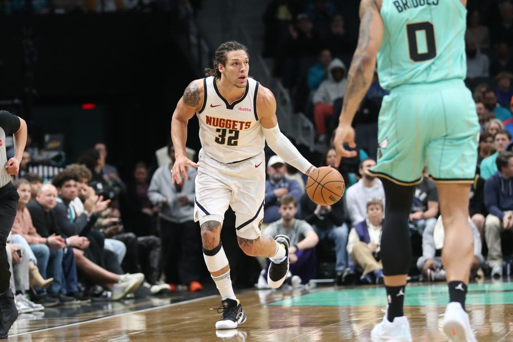 阿尔瓦雷斯 阿尔瓦雷斯